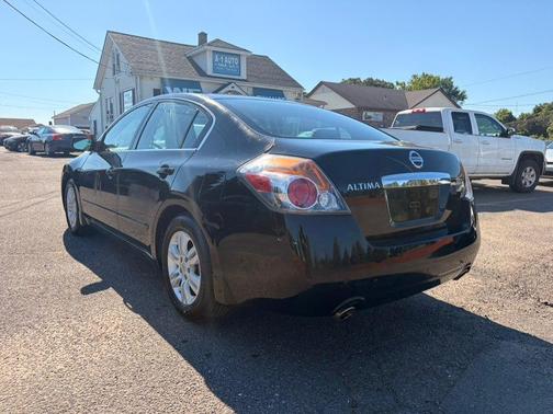 Super Black 2011 Nissan Altima 2.5 S
