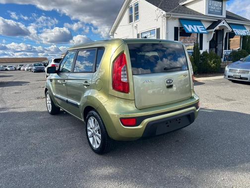 2012 Kia Soul +