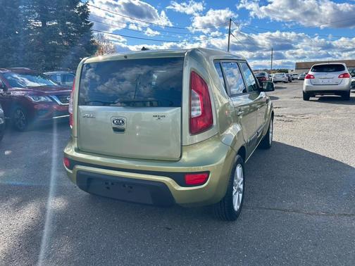 2012 Kia Soul +