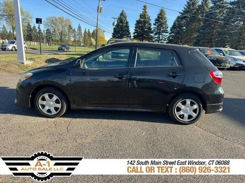 2010 Toyota Matrix Base