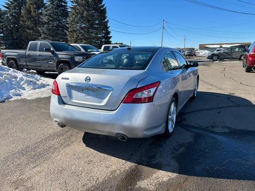 2011 Nissan Maxima SV
