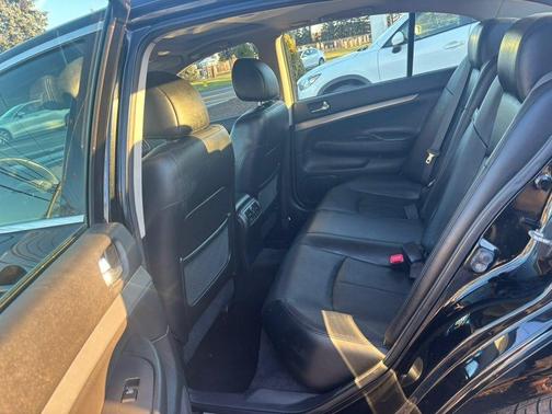 2013 INFINITI G37x Base