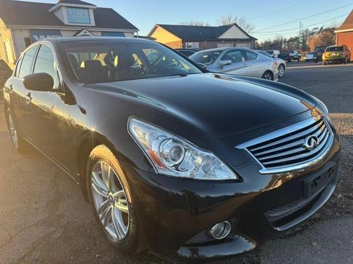 2013 INFINITI G37x Base