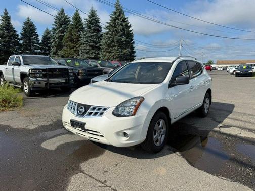 Pearl White 2014 Nissan Rogue Select S