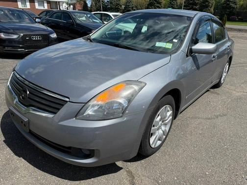 Precision Gray Metallic 2009 Nissan Altima 2.5 S