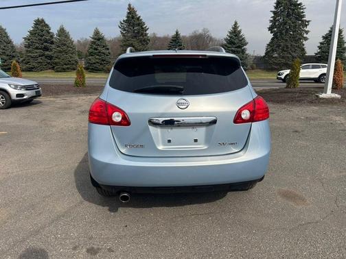 2011 Nissan Rogue SV
