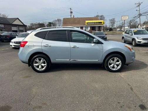 2011 Nissan Rogue SV