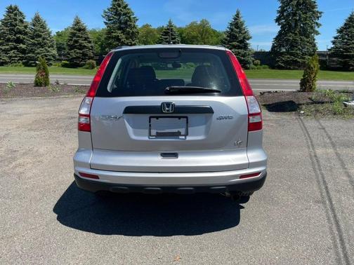 Alabaster Silver Metallic 2010 Honda CR-V LX
