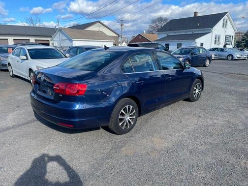 Tempest Blue Metallic 2014 Volkswagen Jetta Auto SE w/Connectivity