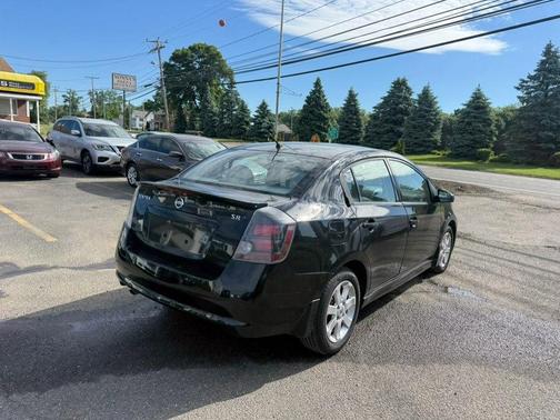 Super Black 2012 Nissan Sentra 2.0 SR