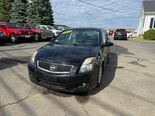 Super Black 2012 Nissan Sentra 2.0 SR