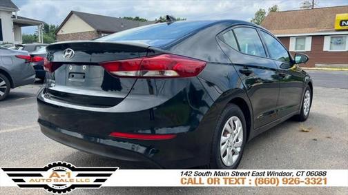 2017 Hyundai ELANTRA SE