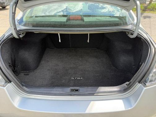 Radiant Silver Metallic 2008 Nissan Altima 2.5 SL