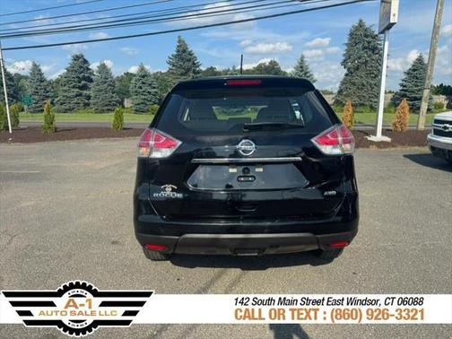 2015 Nissan Rogue S