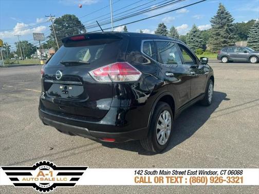 2015 Nissan Rogue S