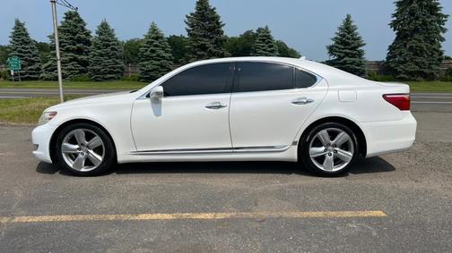 2010 Lexus LS 460 Base