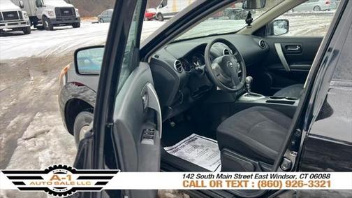 2011 Nissan Rogue S