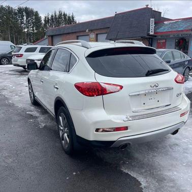 2016 INFINITI QX50 Base