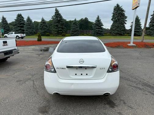 Winter Frost Pearl 2010 Nissan Altima 2.5 S