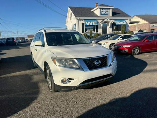 2013 Nissan Pathfinder SV