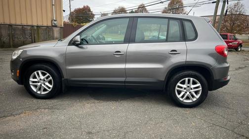 2011 Volkswagen Tiguan S
