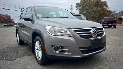 2011 Volkswagen Tiguan S