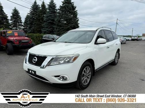 2015 Nissan Pathfinder SV
