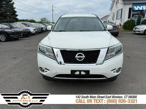 2015 Nissan Pathfinder SV