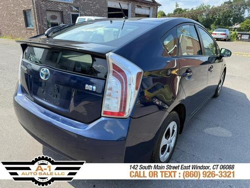 2012 Toyota Prius One