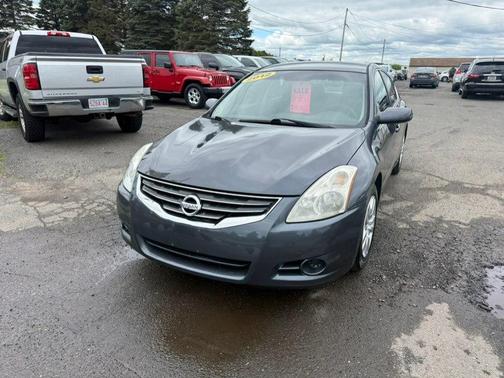 Gray 2012 Nissan Altima 2.5 S