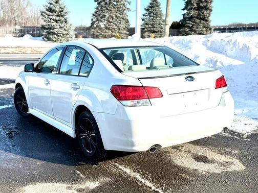 2012 Subaru Legacy Premium