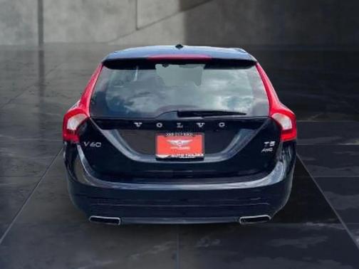 2017 Volvo V60 T5 Premier