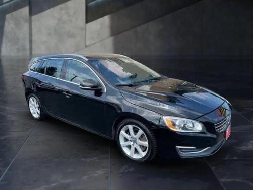 2017 Volvo V60 T5 Premier
