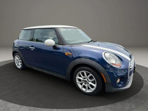 Blue 2015 MINI Hardtop Cooper