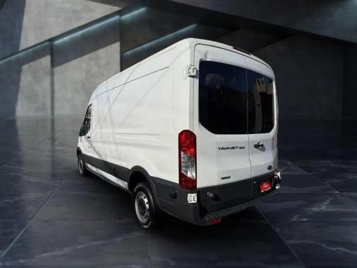 2015 Ford Transit-250 Base