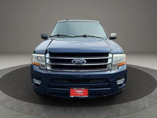 Gray 2017 Ford Expedition XLT