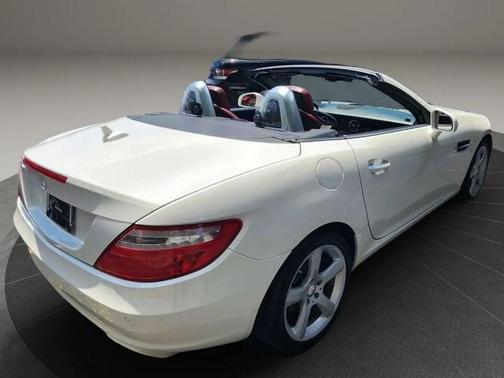 White 2014 Mercedes-Benz SLK-Class SLK 250