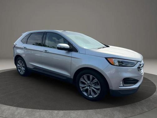 Ingot Silver Metallic 2019 Ford Edge Titanium