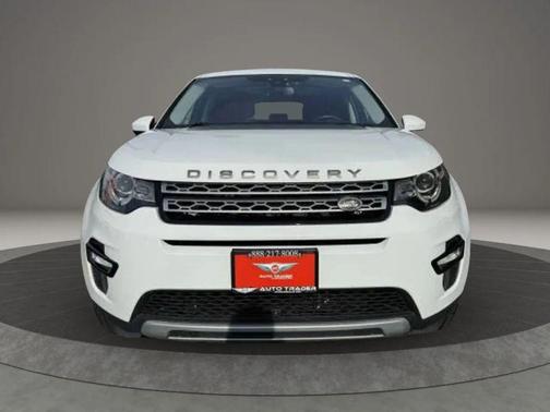 Yulong White Metallic 2019 Land Rover Discovery Sport Landmark Edition
