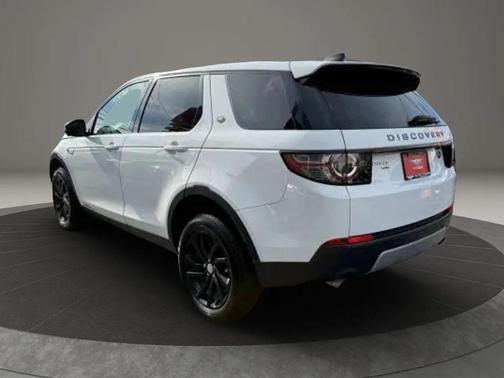 Yulong White Metallic 2019 Land Rover Discovery Sport Landmark Edition