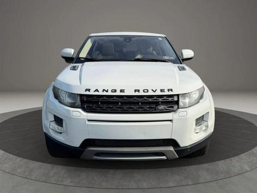 White 2013 Land Rover Range Rover Evoque Pure Plus