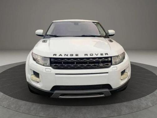 White 2013 Land Rover Range Rover Evoque Pure Plus