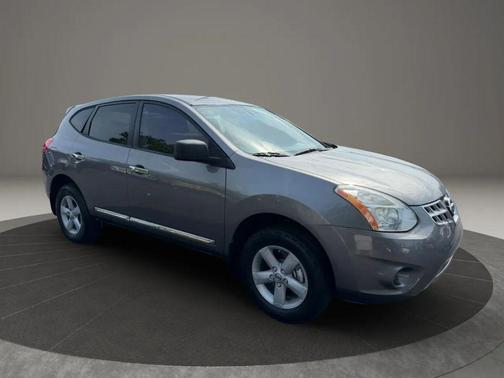 Platinum Graphite Metallic 2013 Nissan Rogue S