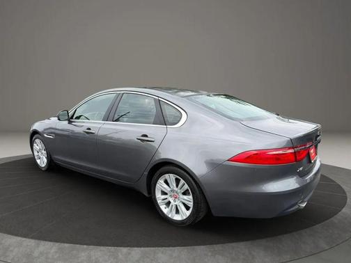 Gray 2017 Jaguar XF 35t Premium