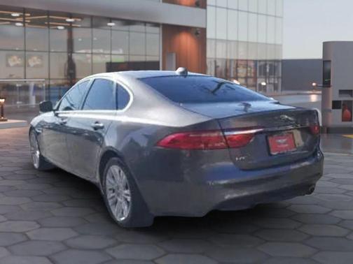 2017 Jaguar XF 35t Premium