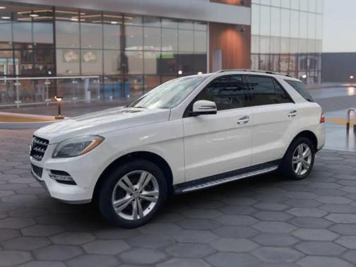 White 2014 Mercedes-Benz M-Class 4MATIC