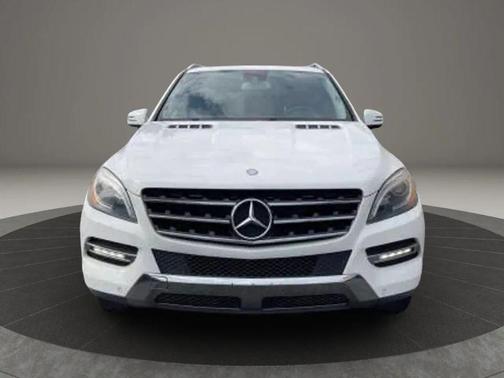 White 2014 Mercedes-Benz M-Class 4MATIC