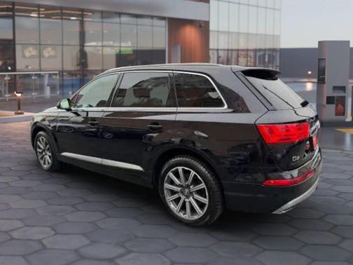 2017 Audi Q7 3.0T Premium