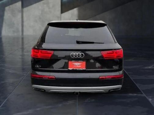 2017 Audi Q7 3.0T Premium