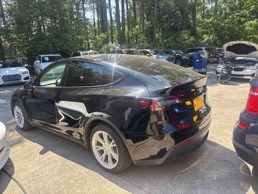 Black 2020 Tesla Model Y Long Range AWD 4dr Crossover